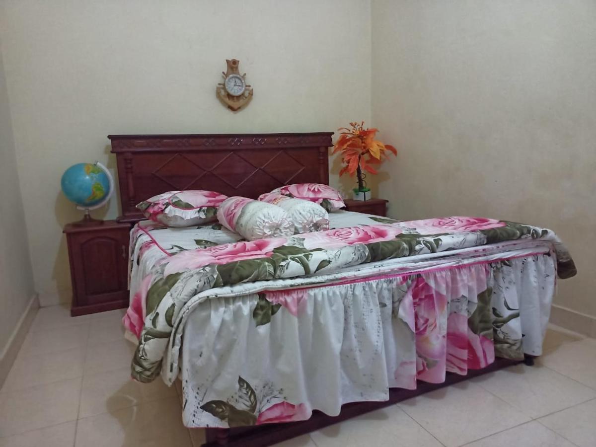 Fermana Homestay Painan Exterior photo